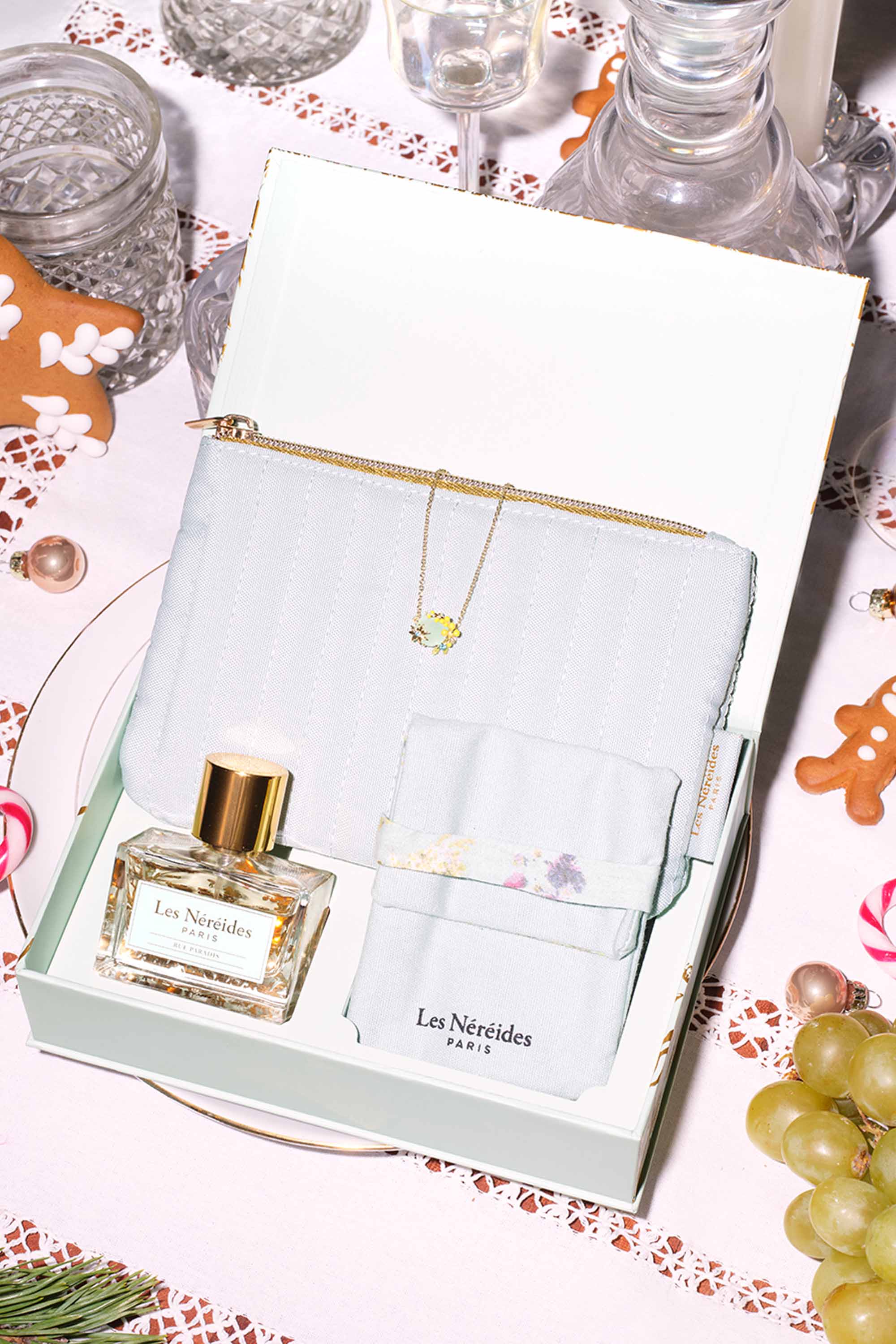 Coffret découverte parfum Rue Paradis 30ml, bracelet mimosa et anis étoilé, trousse