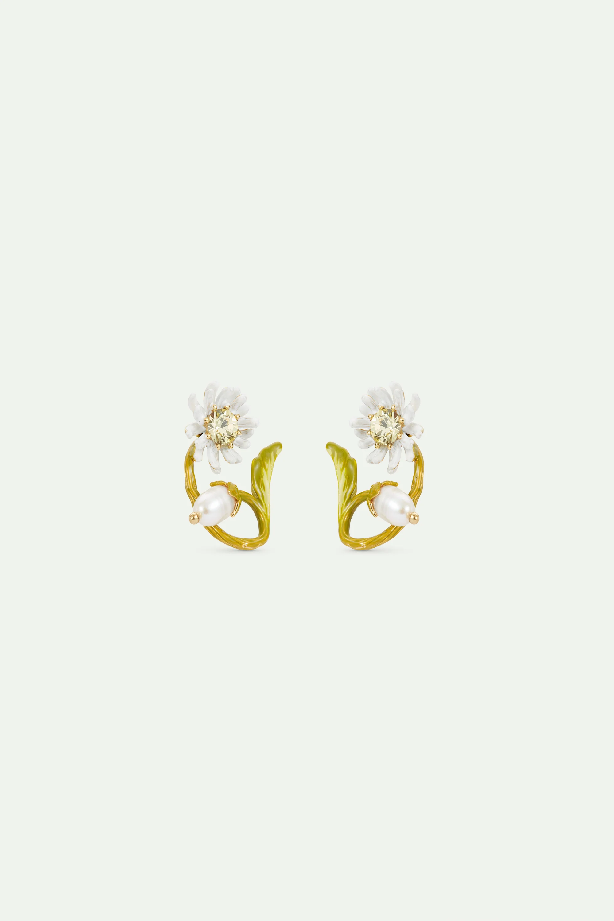 Créoles pâquerette blanche et verte, perle nacrée